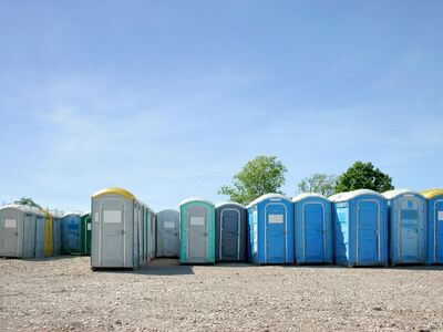 Professional construction toilets porta rental services in Los Angeles